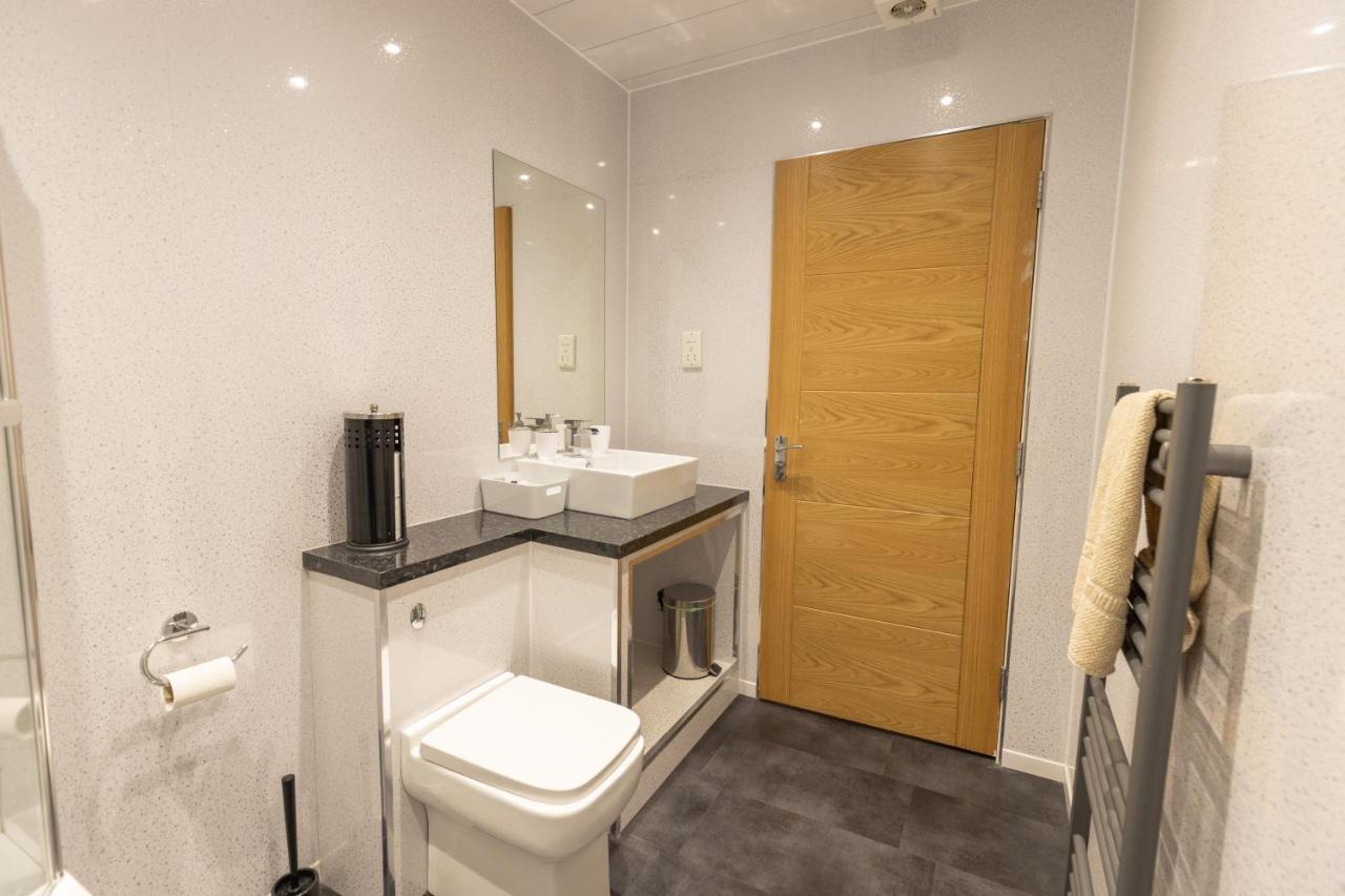 New 2 Bed Apartment With Stunning Views Of Arthur Seat Mountain Edinburgh Dış mekan fotoğraf