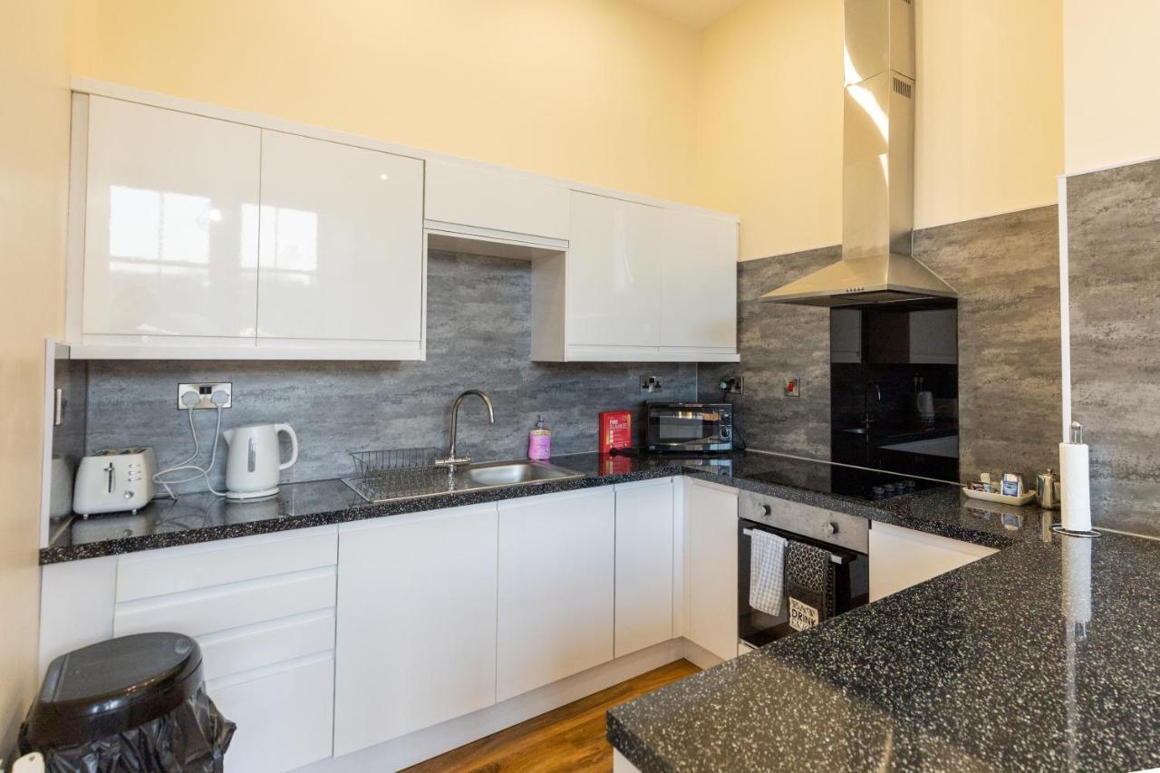 New 2 Bed Apartment With Stunning Views Of Arthur Seat Mountain Edinburgh Dış mekan fotoğraf