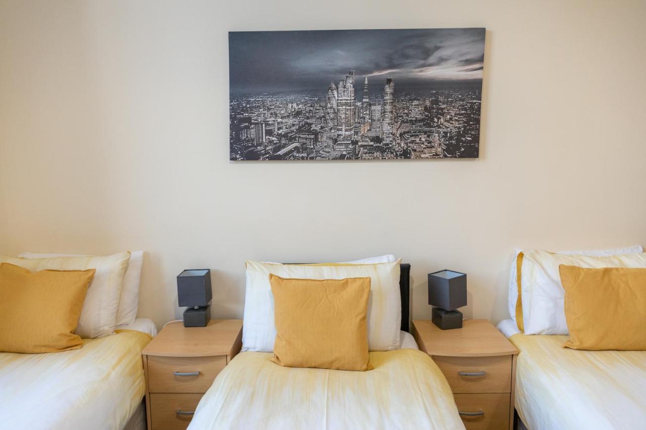 New 2 Bed Apartment With Stunning Views Of Arthur Seat Mountain Edinburgh Dış mekan fotoğraf