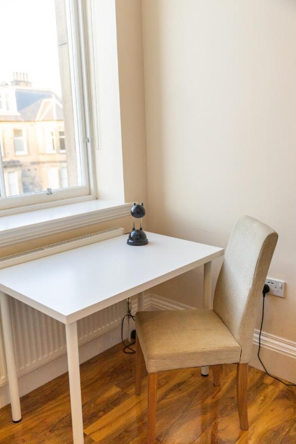 New 2 Bed Apartment With Stunning Views Of Arthur Seat Mountain Edinburgh Dış mekan fotoğraf