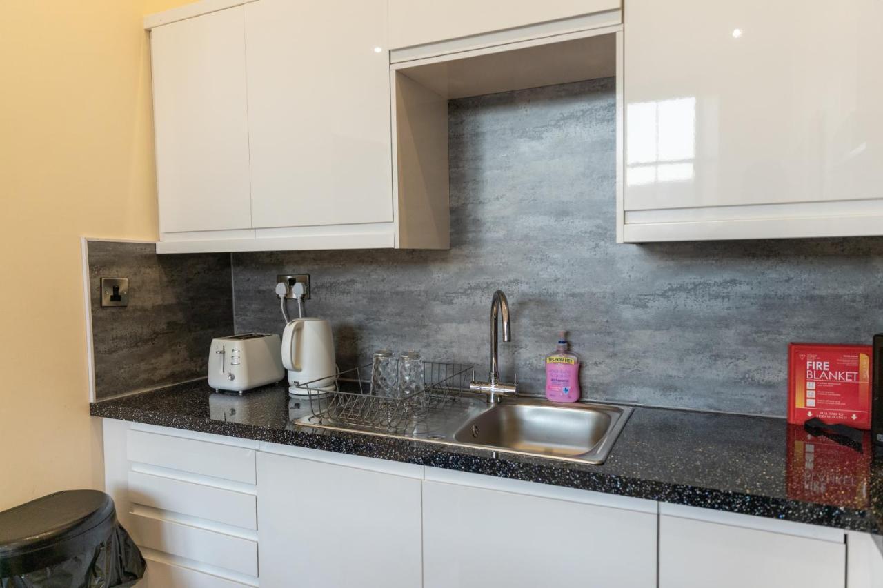 New 2 Bed Apartment With Stunning Views Of Arthur Seat Mountain Edinburgh Dış mekan fotoğraf